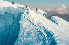Überquerung einer Gletscherspalte
