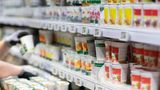 Fruchtjoghurts im Supermarkt