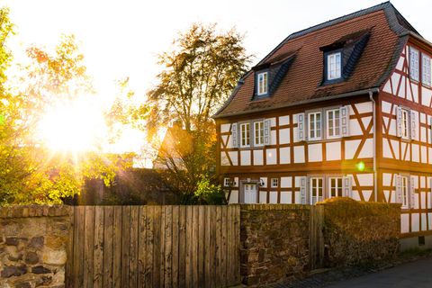 Was heute umgangssprachlich Erbpacht genannt wird, heißt rechtlich korrekt "Erbbaurecht"