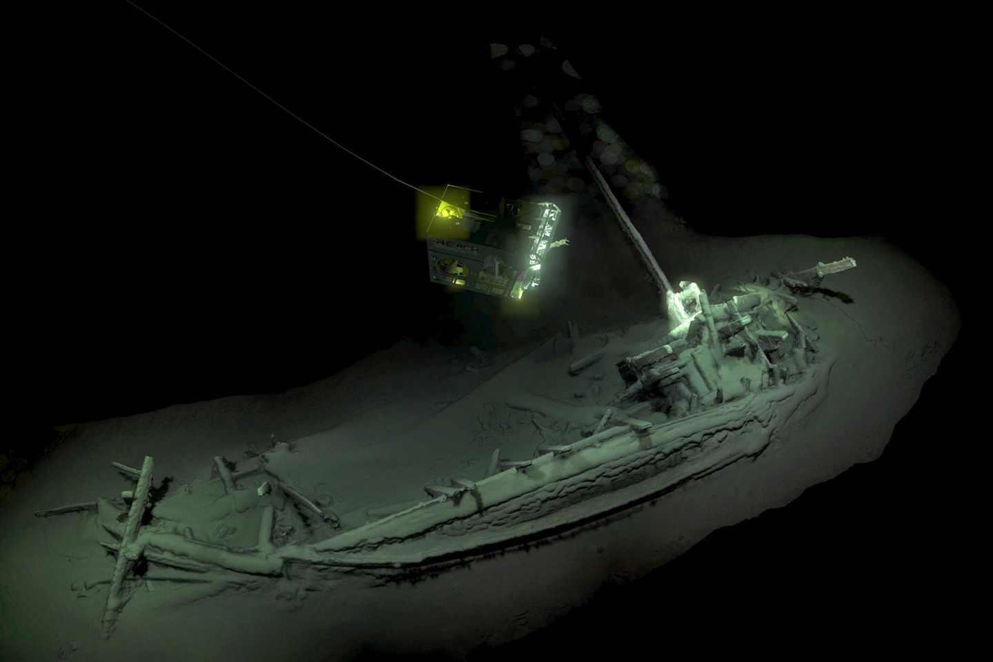 Das älteste intakte Schiffswrack Ein Schiffswrack am Meeresgrund