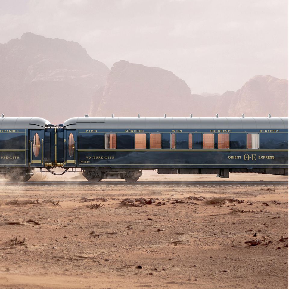 Der neue Orient Express "La Dolce Vita" fährt durch Italien Der neue Orient Express "La Dolce Vita" fährt durch Italien
