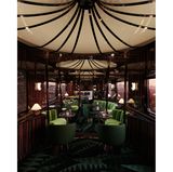 Luxus-Bar im Art Deco-Stil im neuen Orient Express