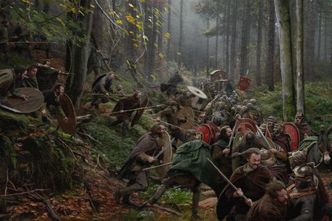 Hinterhalt am Harzhorn: Im Jahr 235 stürzten germanische Krieger aus dem Wald und überrumpelten erfolgreich einen Trupp der römischen Armee