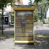 Gelber Fernsprcher in Berin