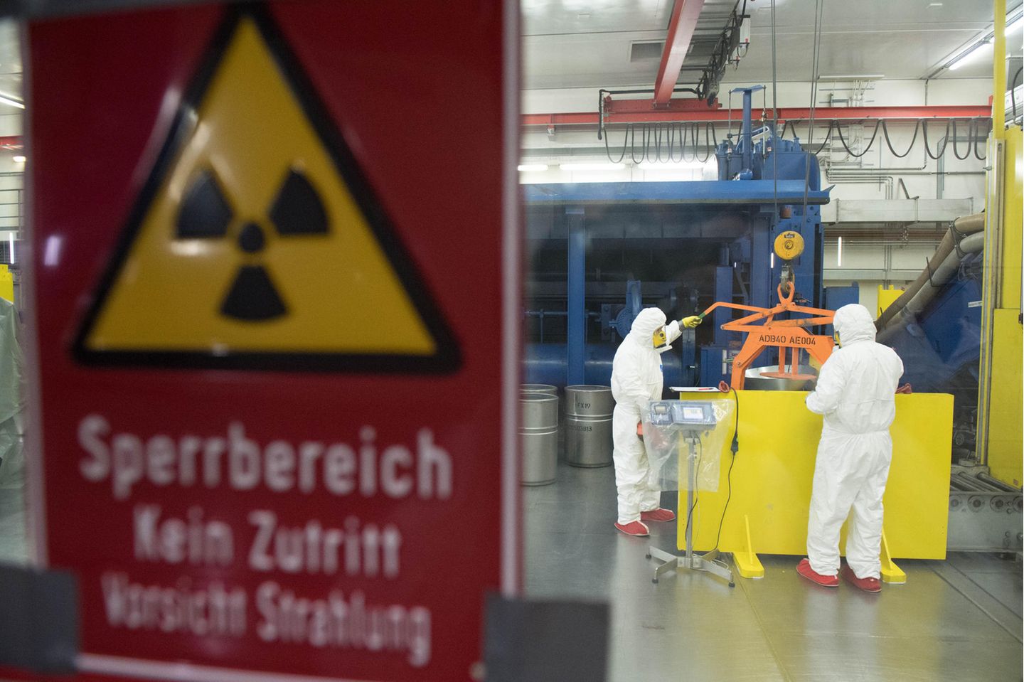 "Zwischenlager Nord" (ZLN) in Lubmin, Mecklenburg-Vorpommern: Die Suche nach einem Endlager für den deutschen Atommüll wird länger dauern als geplant