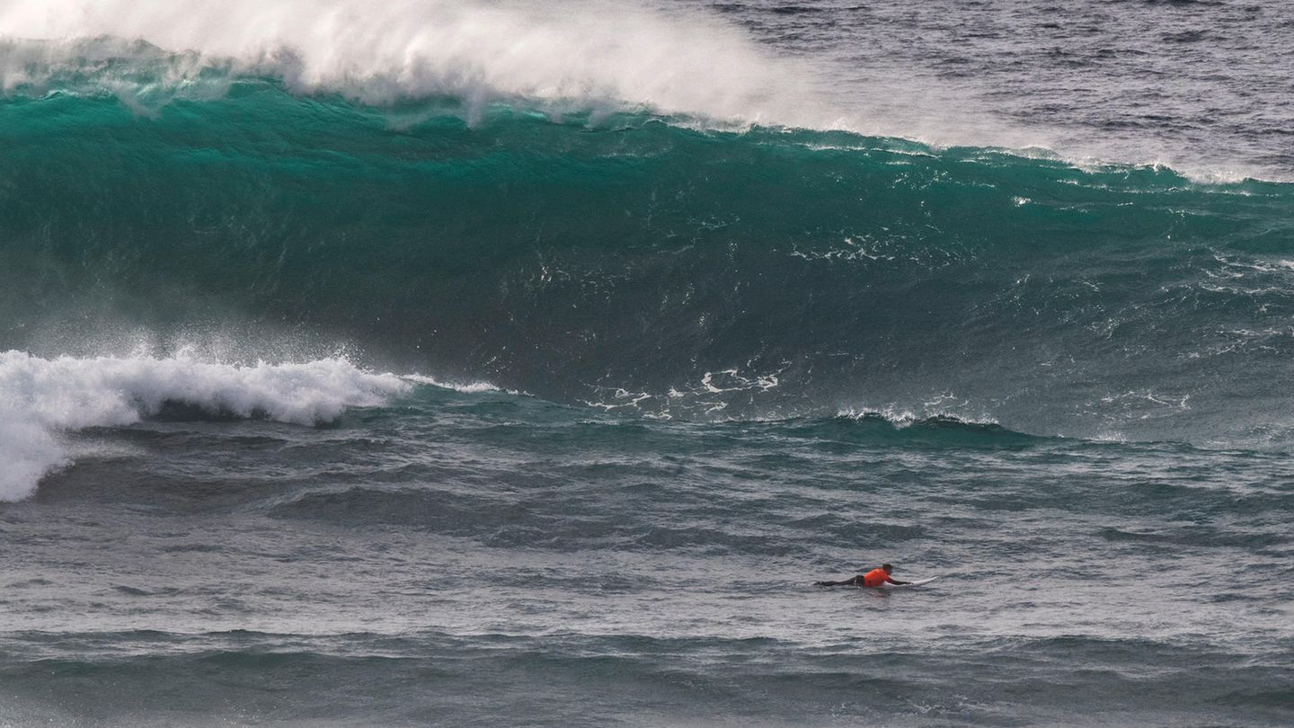 Bigwave Surfer Freddy Olander in Nazaré