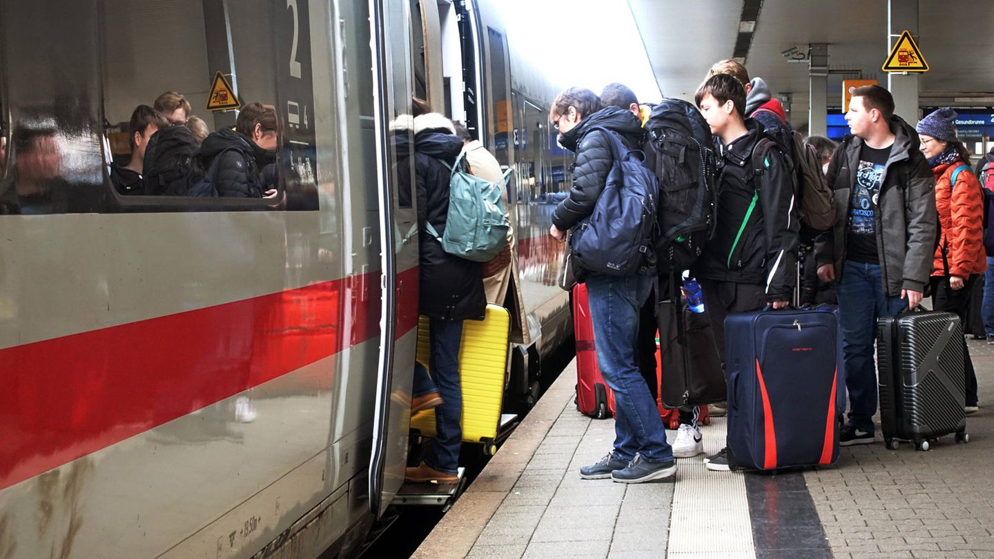 Wer rechtzeitig bucht, fährt günstiger. Und entspannter