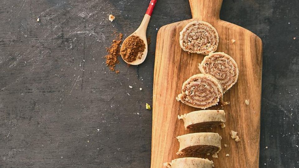 Zimtrollen - Wir backen drei verschiedene Plätzchen aus einem Teig Zimtrollen - Wir backen drei verschiedene Plätzchen aus einem Teig