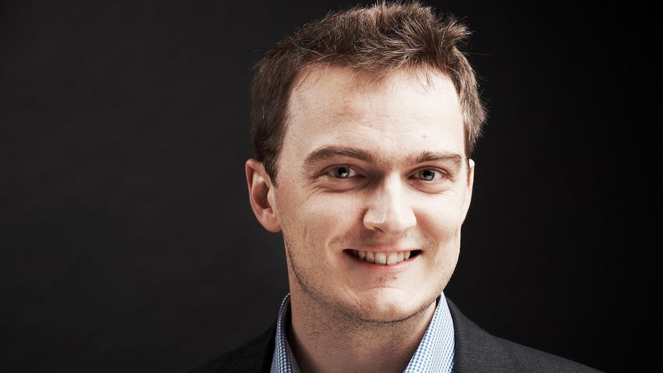 Dr. Mark Jones lehrt am University College Dublin und forscht schwerpunktmäßig zur deutschen Geschichte im 20. Jahrhundert