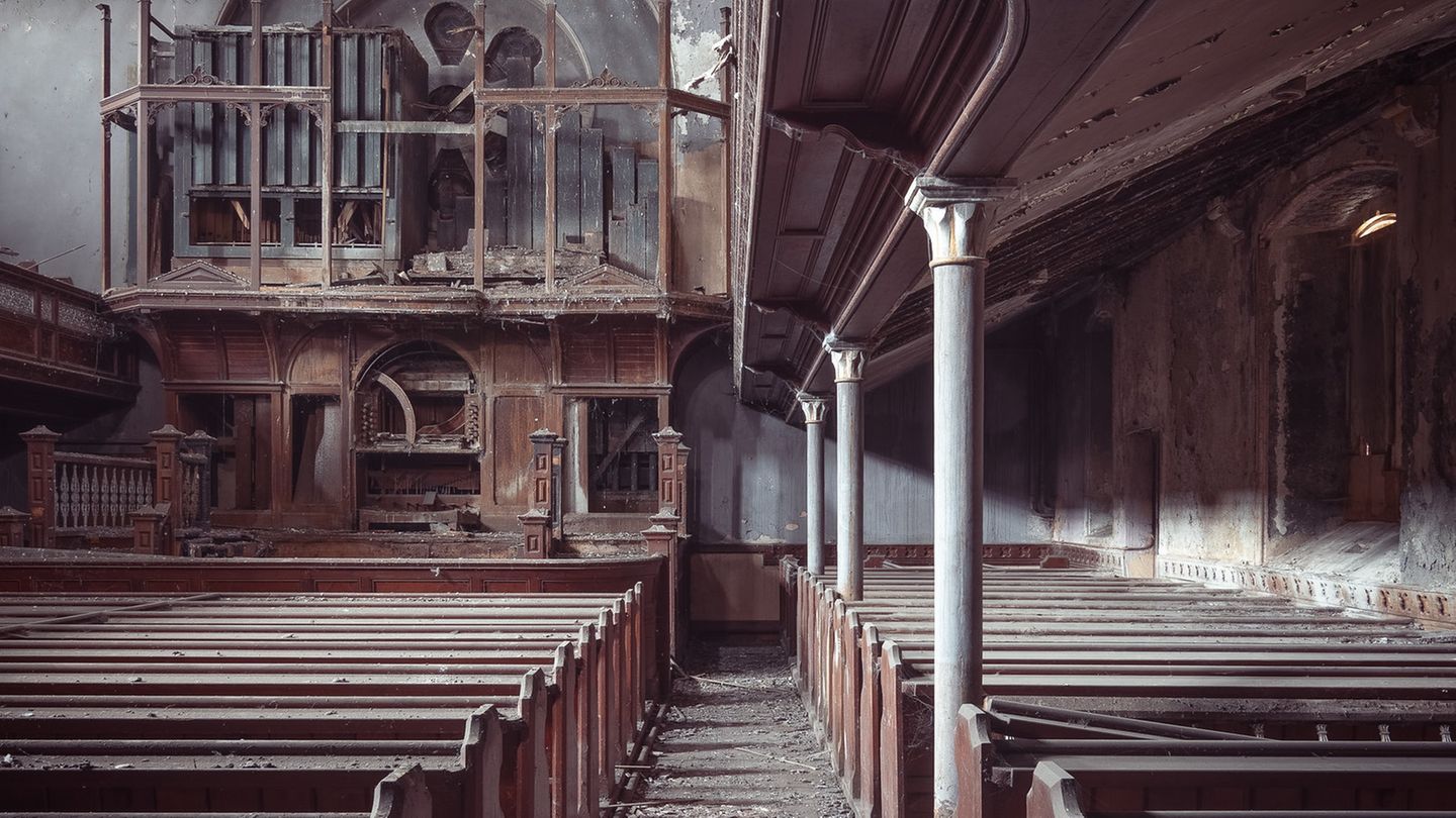 Calfaria Baptistenkapelle, England - von Paul Harris HPOTY World History Shortlist - Paul Harris - Calfaria Baptist Chapel, Llanelli