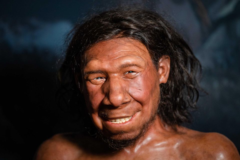 Nachbildung eines Neandertalers