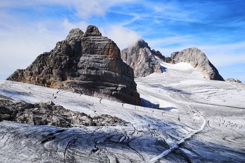 Das Dachsteingebirge ist mit Eismassen bedeckt - noch