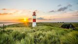 Sonnenaufgang Leuchtturm in List auf Sylt