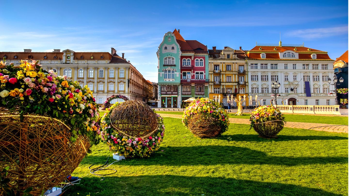 Die herrlichen Hausfassaden machen die Altstadt zu einer der schönsten Teile von Temeswar