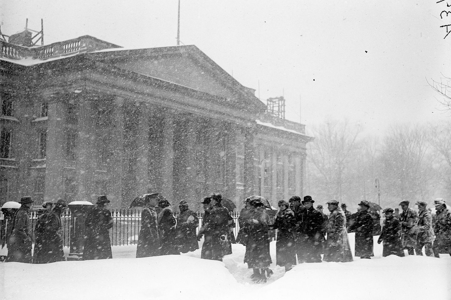 https://www.loc.gov/item/2016891164/