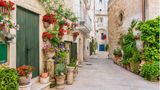 Altstadtgassen in Monopoli, Italien