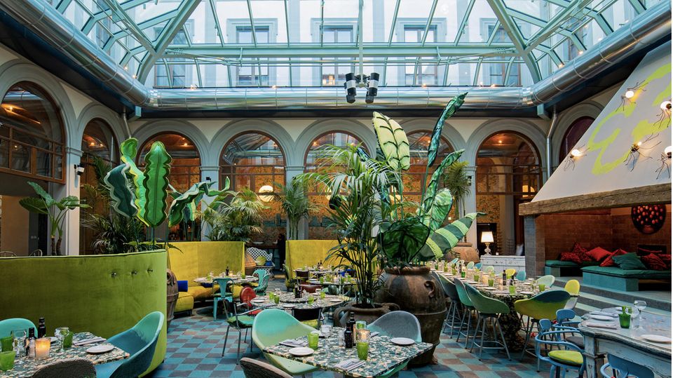 Blick in das Restaurant des 25hours Hotel Piazza San Paolino in Florenz