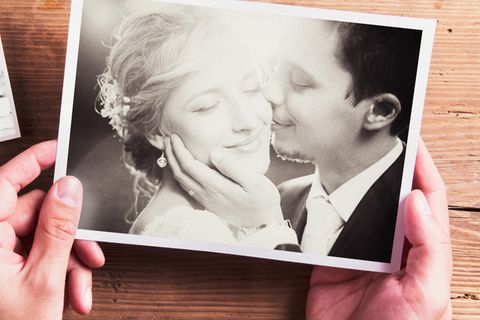 Ist der Partner wirklich der Richtige? Manche Menschen haben quälende und deprimierende Fragen nach der Hochzeit
