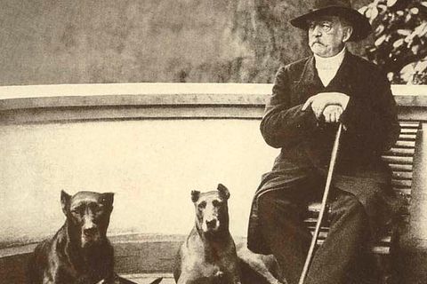 Bismarck und seine Doggen: Die Zuneigung des Staatsmanns zu seinen Hunden war im Deutschen Kaiserreich legendär