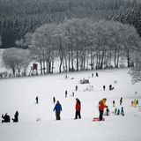 Schlittenfahren in der Eifel