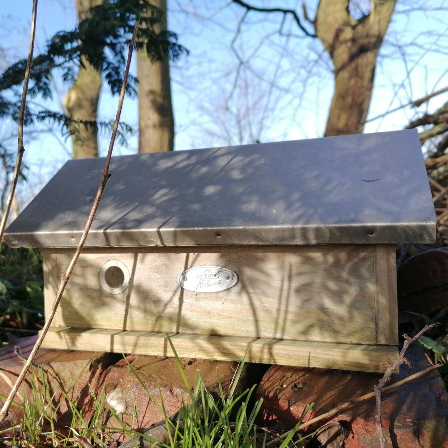 Hummelhaus im Garten