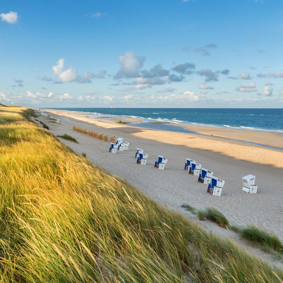 Der Strand bei Rantum von der Düne aus fotografiert