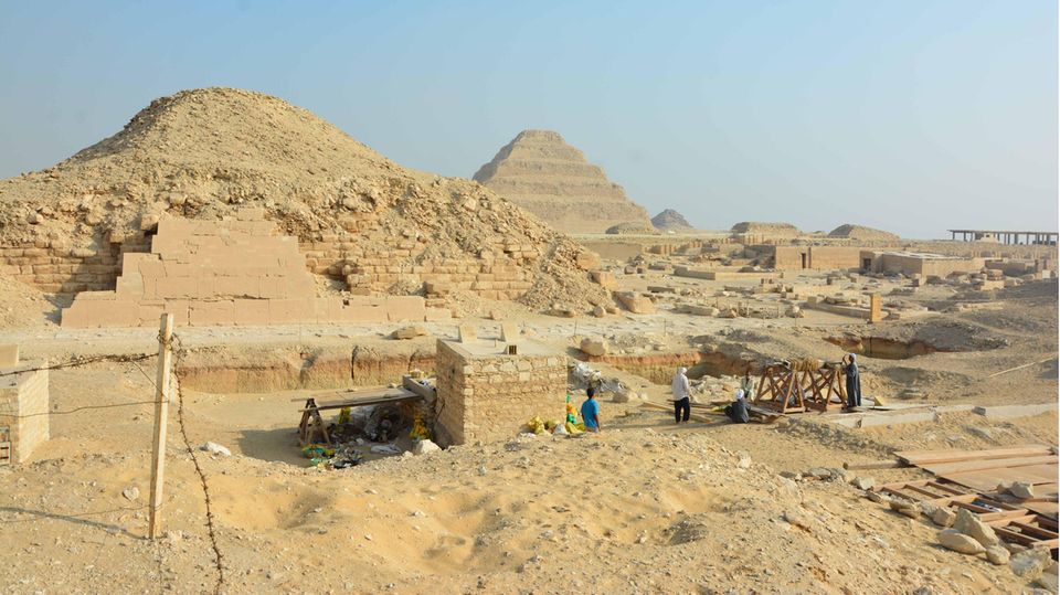 Blick auf das Ausgrabungsgelände in Sakkara Blick auf das Ausgrabungsgelände in Sakkara