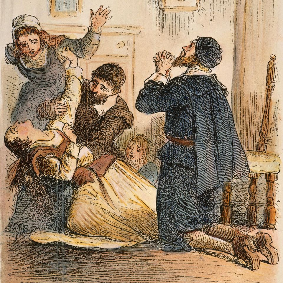 Hexen hätten die Betroffenen verzaubert, glauben die Dorfbewohner in Salem Village 1692 – und versuchen, sie durch Gebete von der dunklen Magie zu befreien 