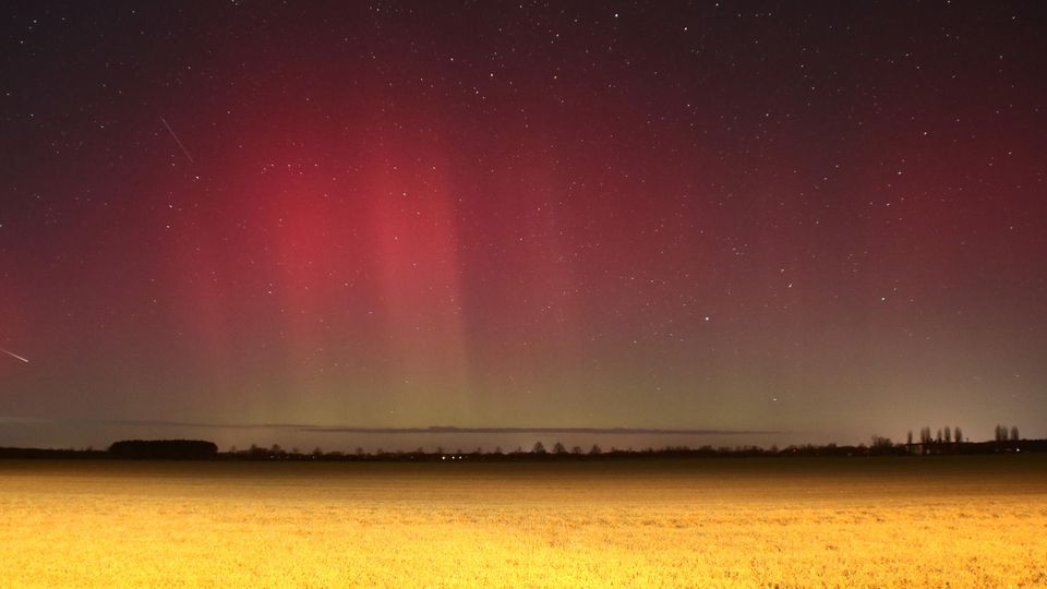 Naturspektakel: Polarlichter über Teilen von Deutschland zu sehen