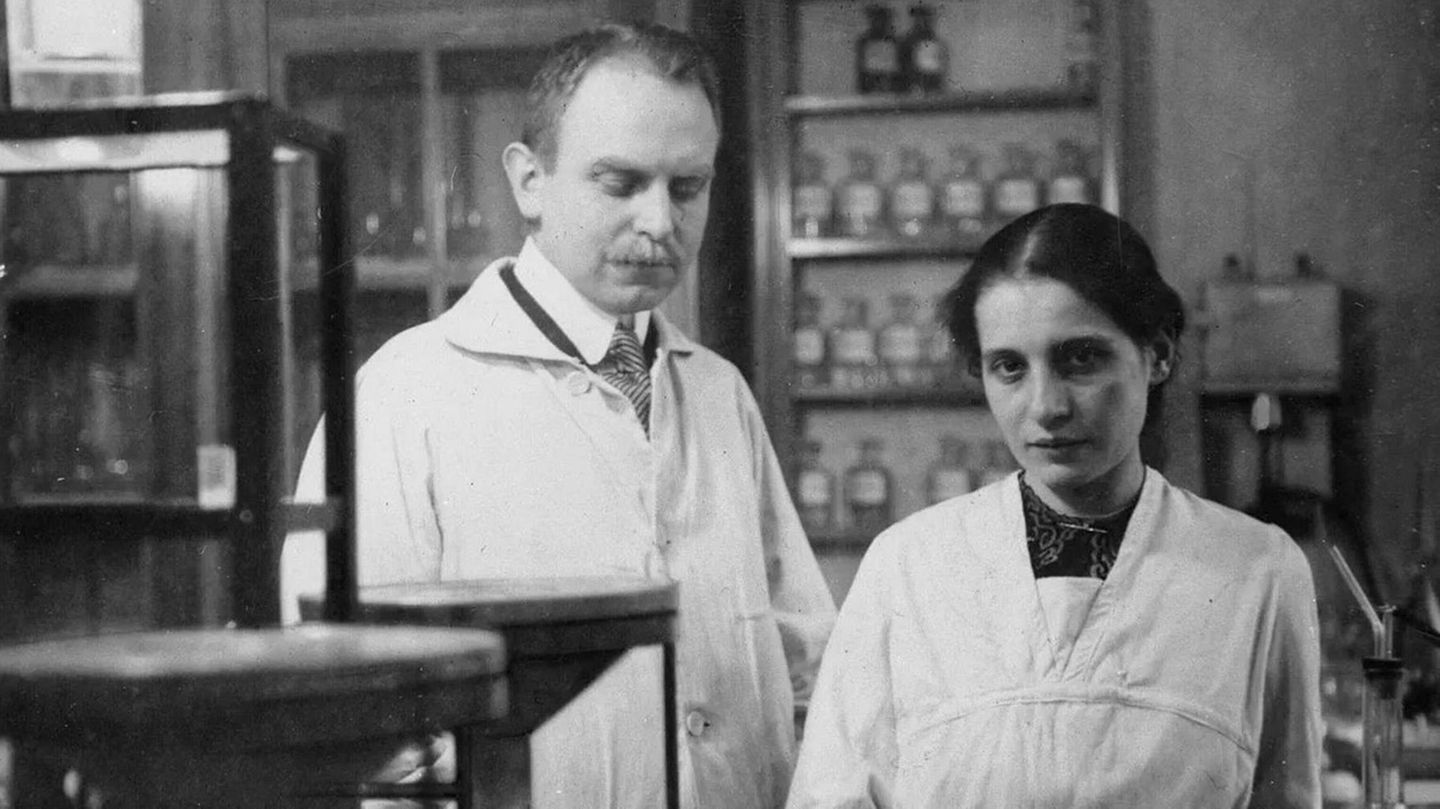 Otto Hahn und Lise Meitner im Labor