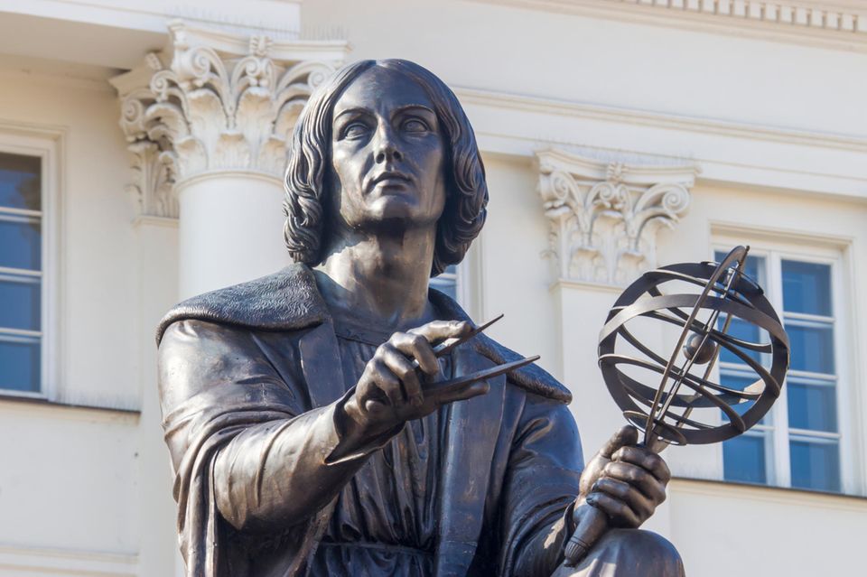 Statue des Astronomen Nikolaus Kopernikus in Warschau
