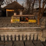 Bei einem Ausbruch des weltgrößten Schlammvulkans Lusi (Lumpur Sidoarjo) auf Java wurden weite Gebiete überflutet. Viele Ortschaften sind auf ewig unbewohnbar