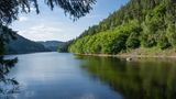 Hohenwarte Stausee im Thüringer Meer