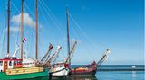 Alte Segelschiffe in verschiedenen Farben
