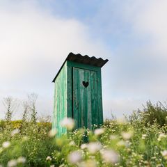 Komposttoilette in der Natur