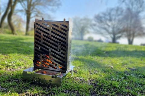 stack Grill und Feuerstelle in einem