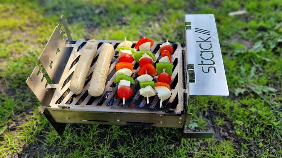 stack Grill und Feuerstelle in einem