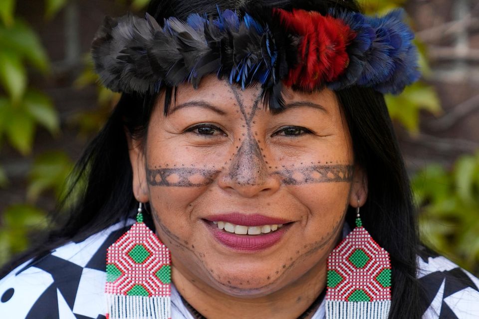 Die mit dem Goldmann-Preis ausgezeichnete Brasilianerin Alessandra Korap Munduruku organisierte den Widerstand gegen Bergbauprojekte des britischen Konzerns Anglo American im Amazonas-Regenwald