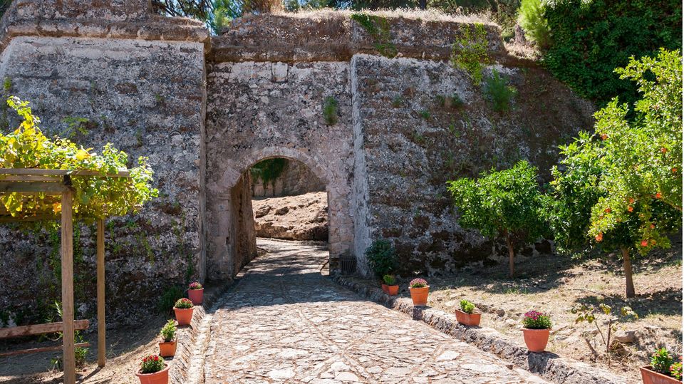 Weg zur venezianischen Festung auf Zakynthos