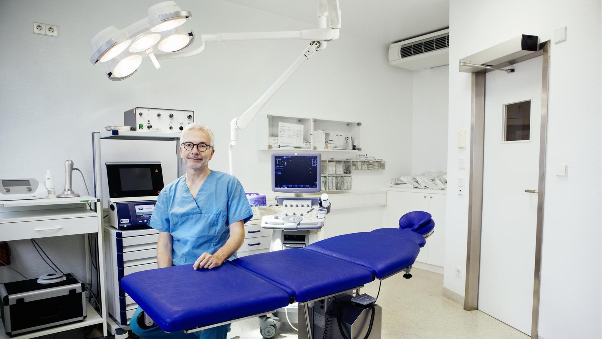 Manche Kund*innen brauchen kein Botox, sondern psychologische Hilfe, glaubt der  Spezialist für ästhetische Behandlungen Dr. Christian Raulin 