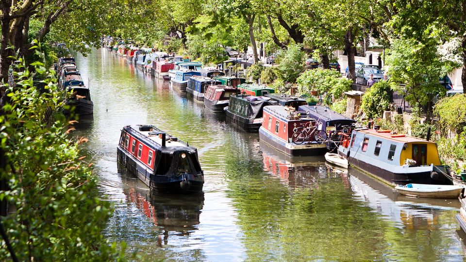 Regent's Canal in London Regent's Canal in London