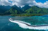 Teahupoo Wave Surfen auf Tahiti