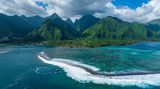 Teahupoo Wave Surfen auf Tahiti
