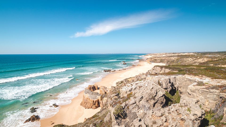 Strand Malhao in Portugal am Fischerpfad Strand Malhao in Portugal am Fischerpfad
