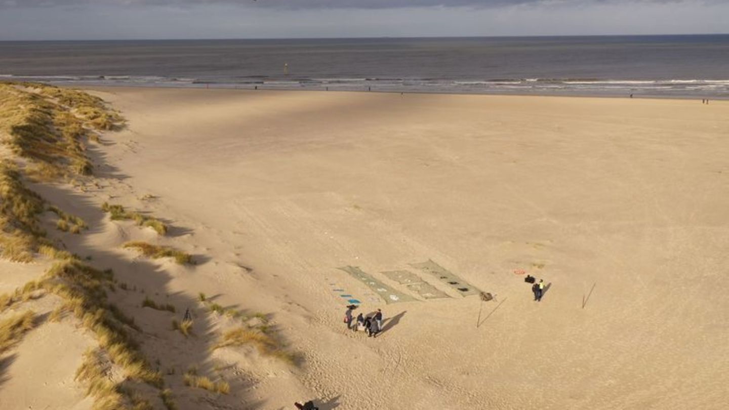Der Versuchsaufbau aus der Vogelperspektive am Strand von Spiekeroog