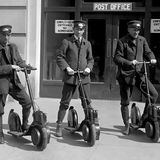 Bald wurden in New York vereinzelte Flotten der Post mit Stehrollern ausgestattet, um Briefe und Pakete auszutragen …