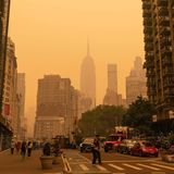 New York versinkt in gelbem Rauch