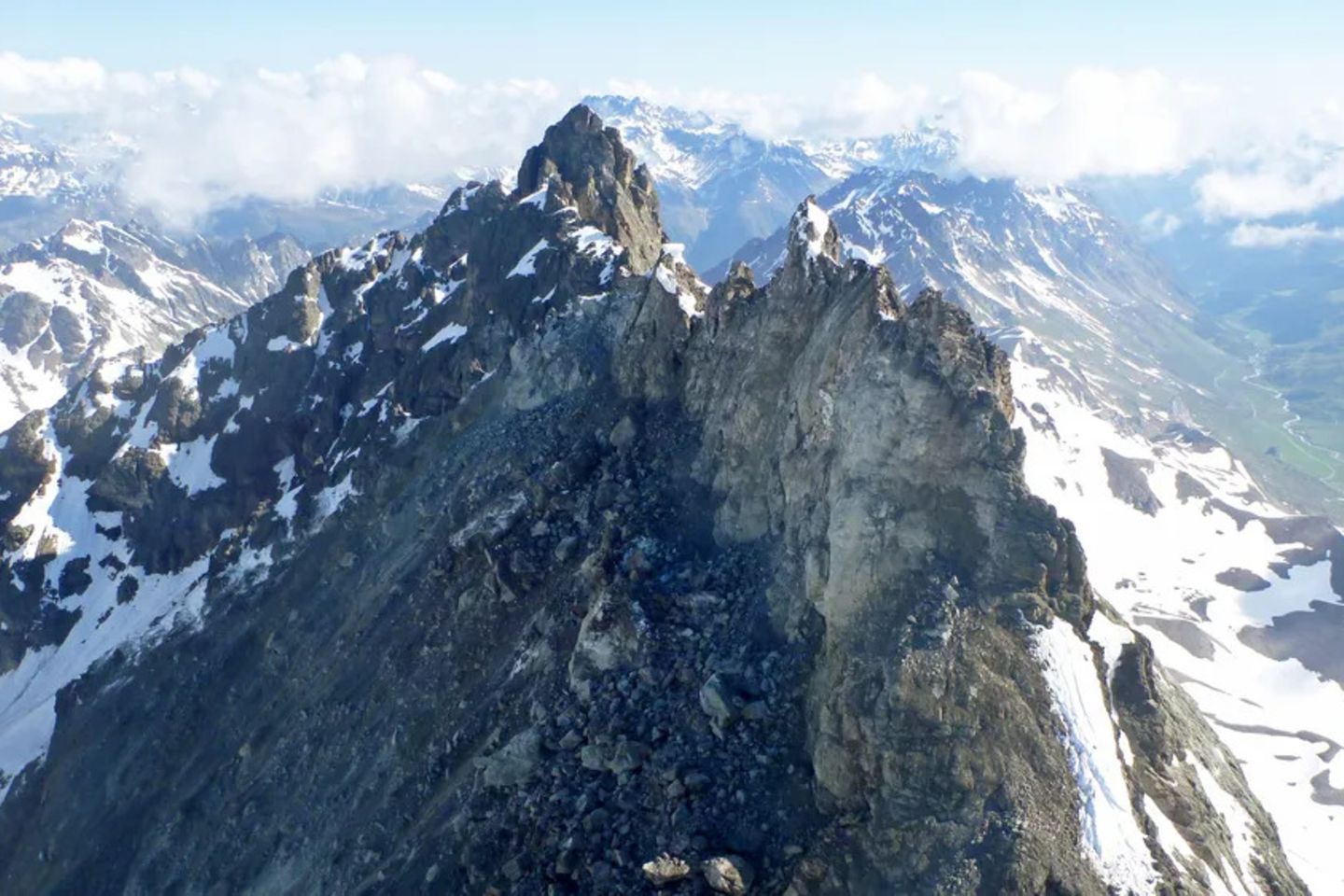 In Tirol ist der Gipfel des Fluchthorn-Massivs abgebrochen