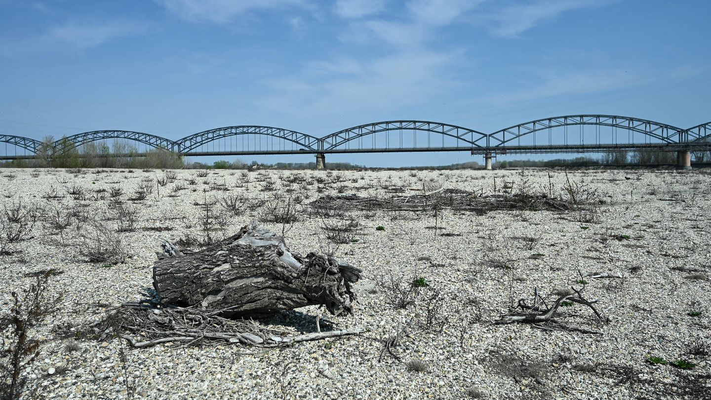 Ausgetrockneter Fluss Po