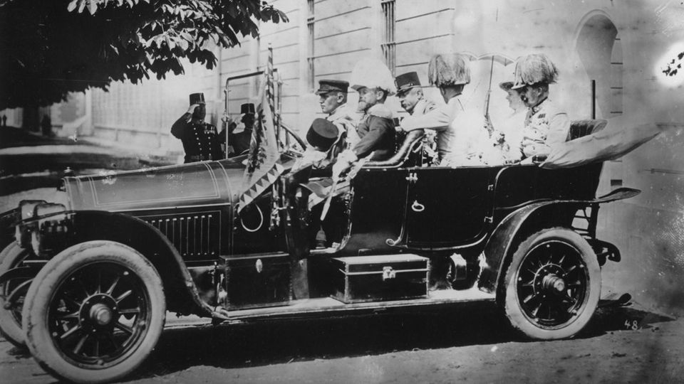 Erster Weltkrieg: Eines der letzten Fotos von Franz Ferdinand: Abfahrt des Thronfolgerpaares vom Konak zum Rathaus, am Morgen des 28. Juni 1914